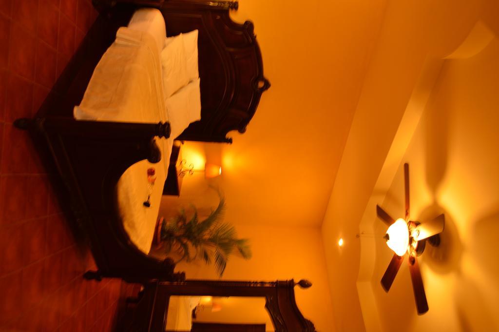 Hotel Real לאון חדר תמונה